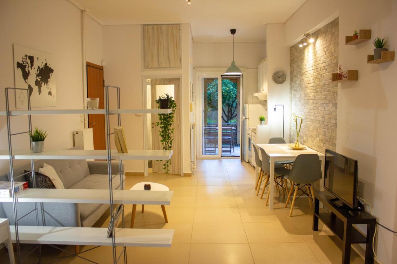 Cozy Studio In Central Glyfada Athen Exterior foto